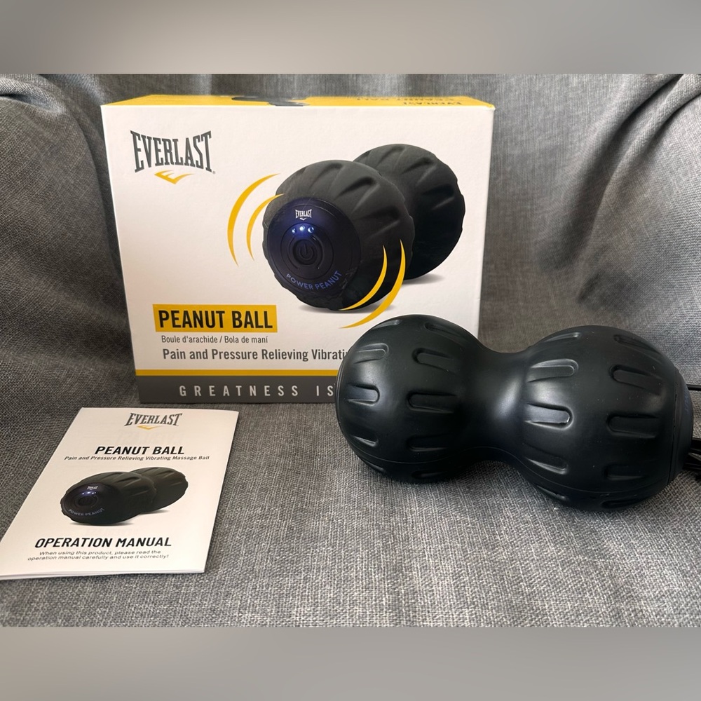 Everlast Peanut Massage Ball New